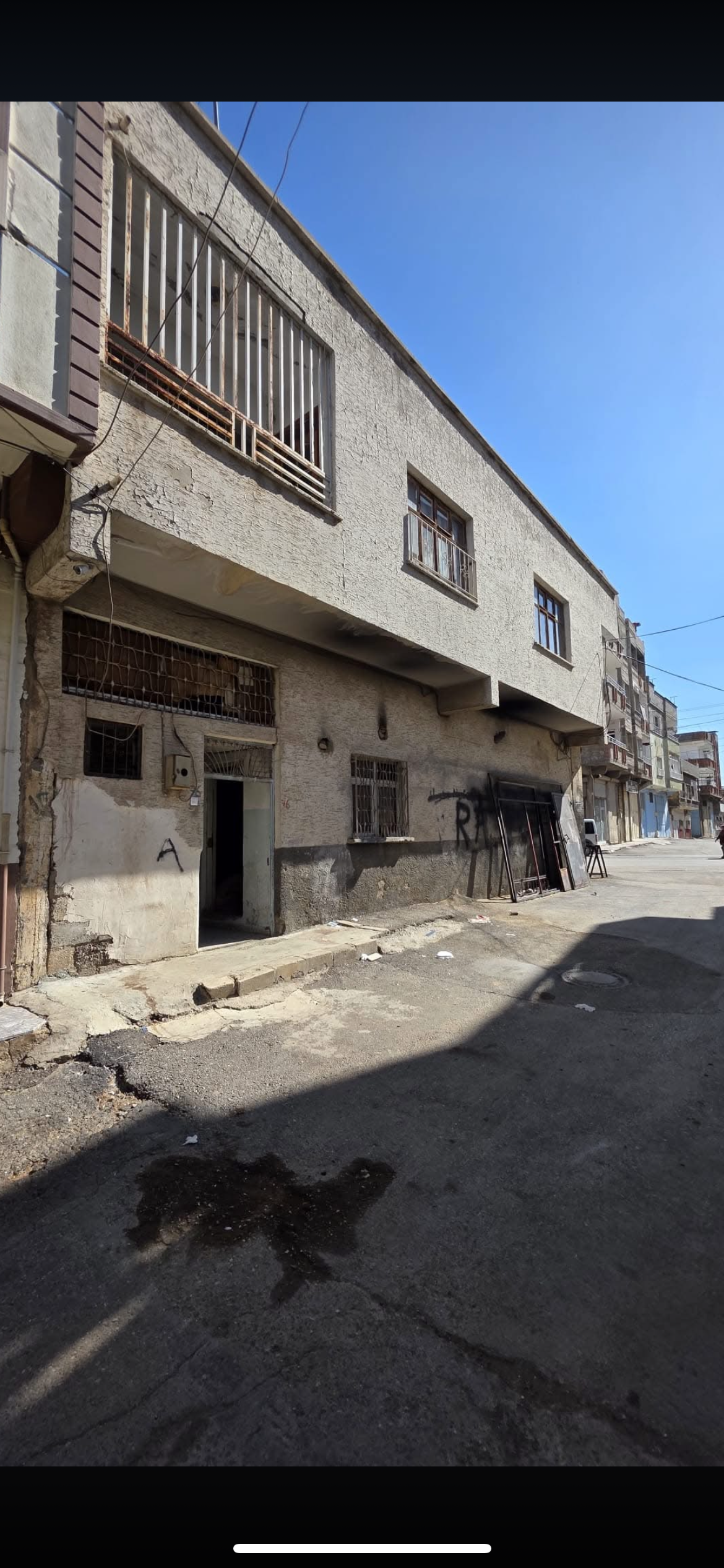 Satılık müstakil eb - Balkıs caddesinde satılık müstakil ev 